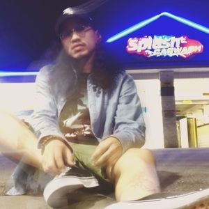 Meet your Posher, Sal